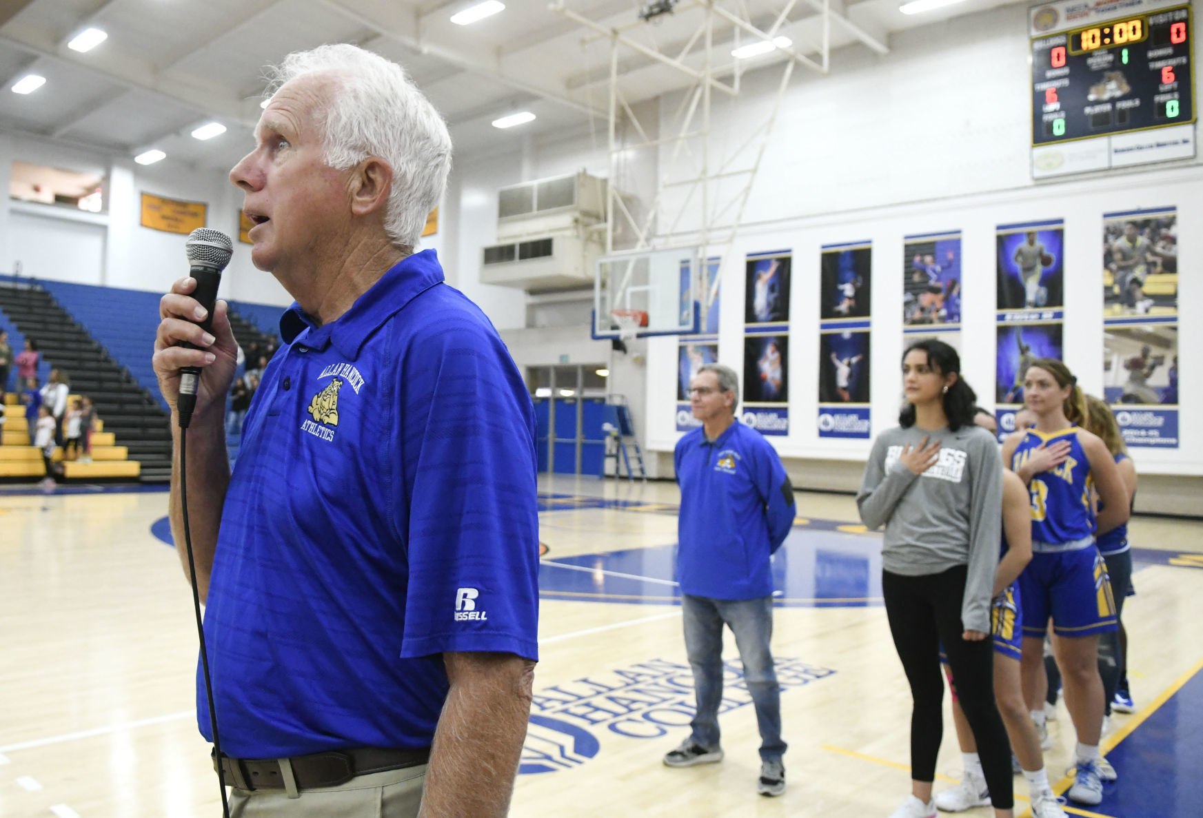 101619 Meet the Bulldogs 08.jpg